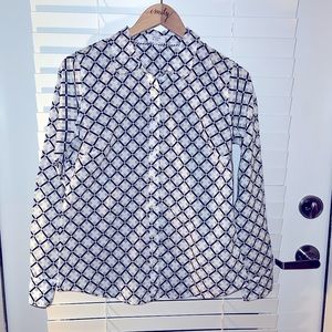 White and black patterned blouse